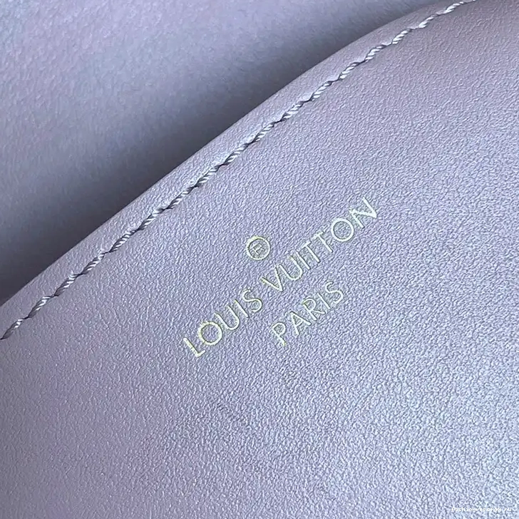 Fashionrepsfam ru Bags 2408YA0096 LV 0811